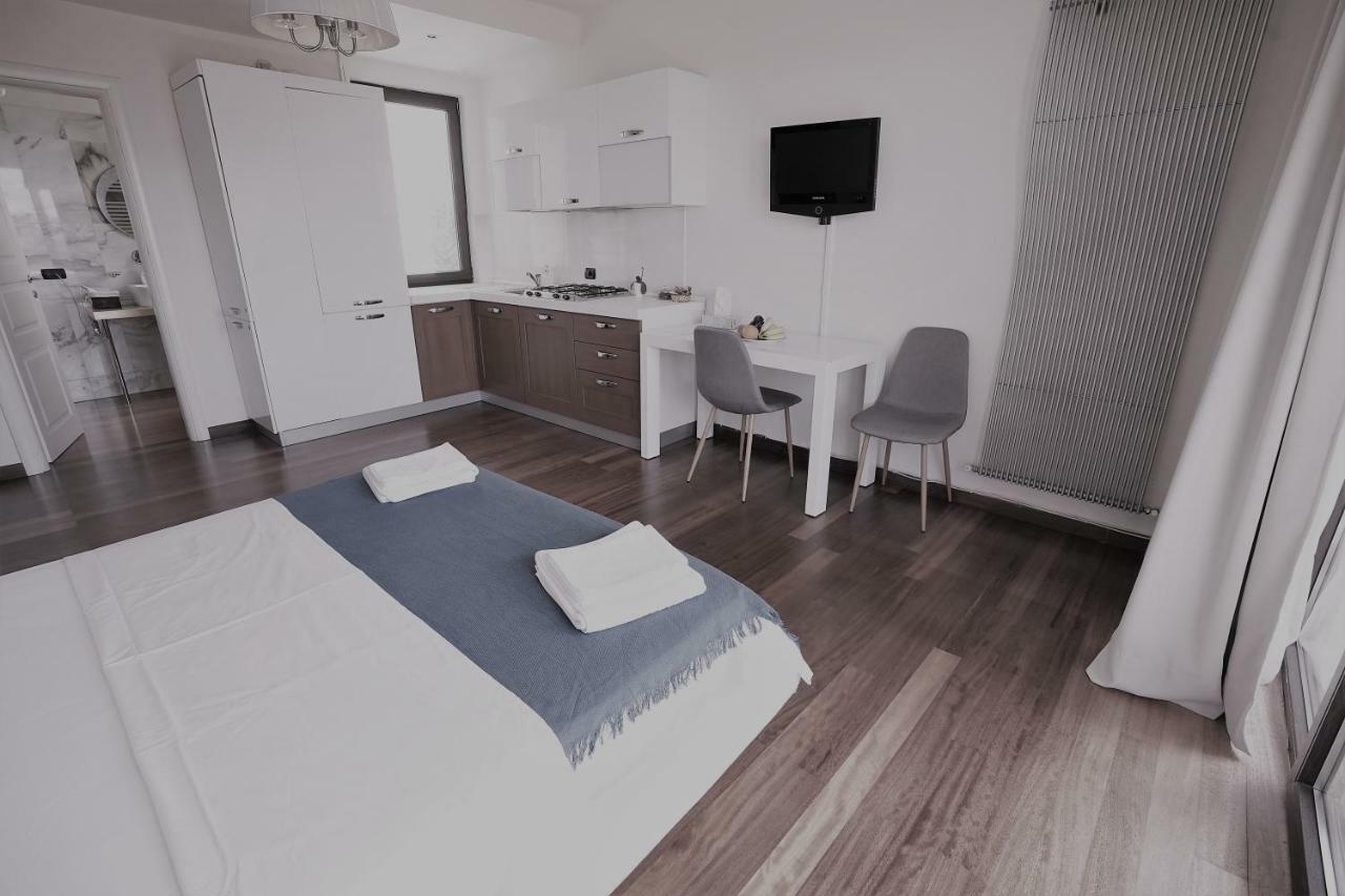City Center Premium Apartments บูคาเรสต์ ภายนอก รูปภาพ